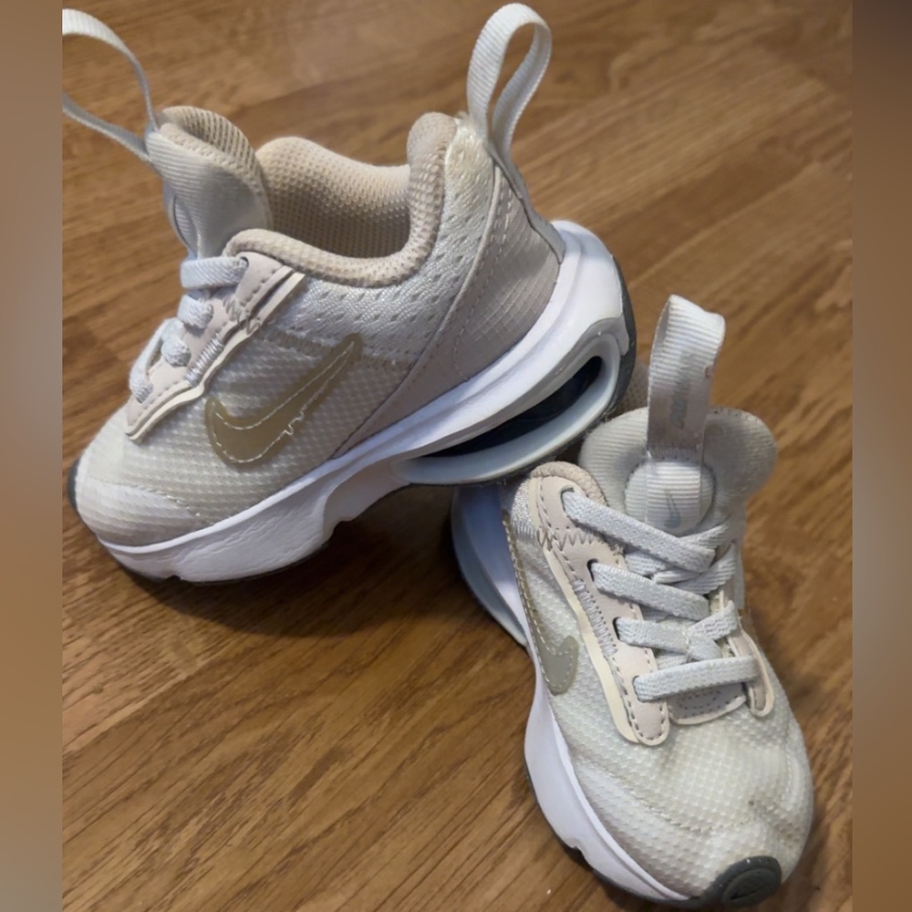 Nike Kids Beige Sneakers